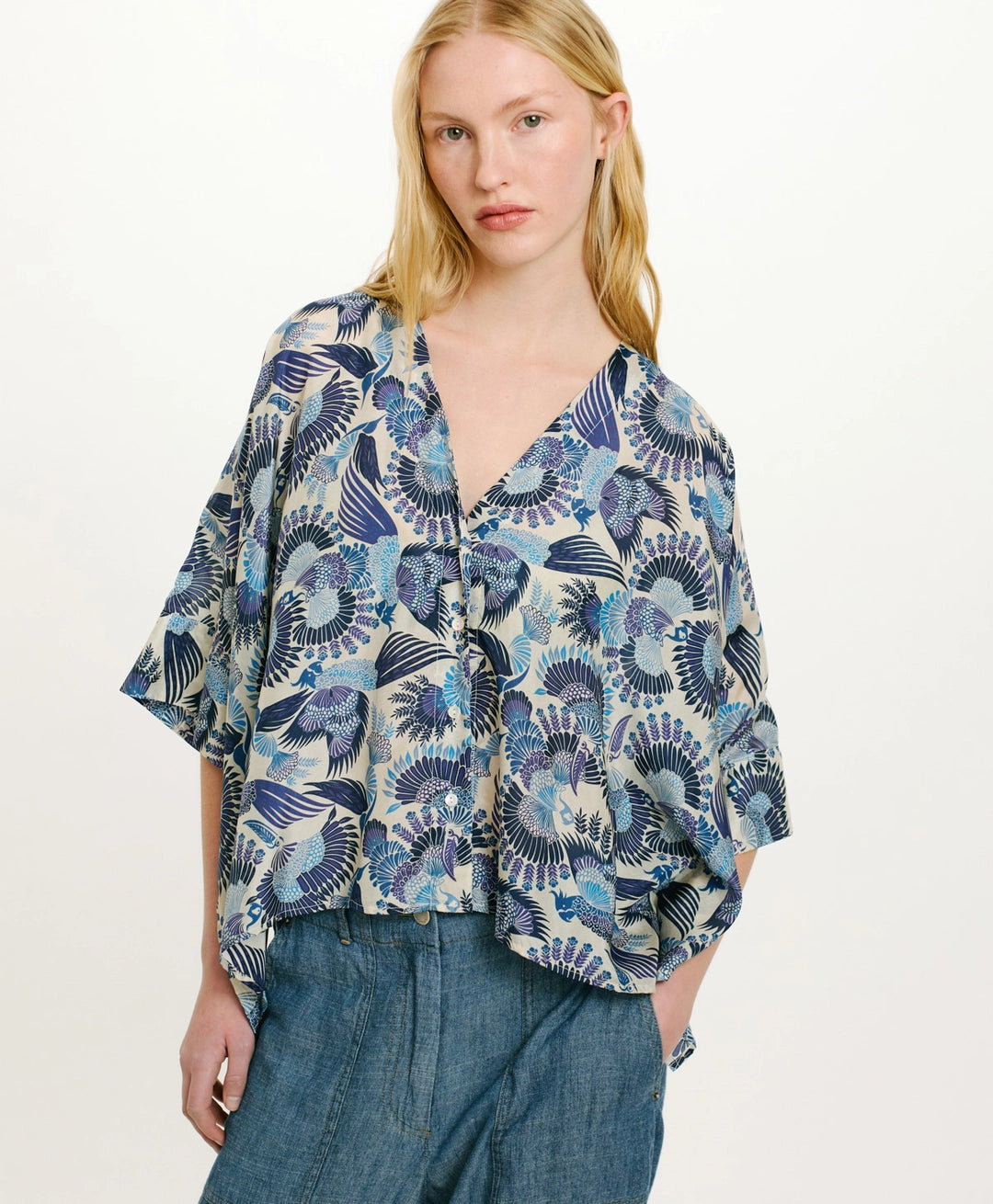 PAHA SHIRT IN PRINTED HABUTAI - MULTICOLOR SKY BLUE