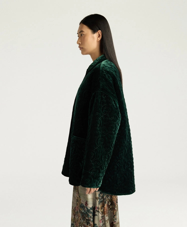 BOTANICAL COAT IN QUILTED VELVET - BOTTLE GREEN