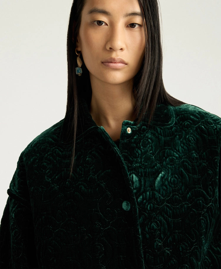 BOTANICAL COAT IN QUILTED VELVET - BOTTLE GREEN