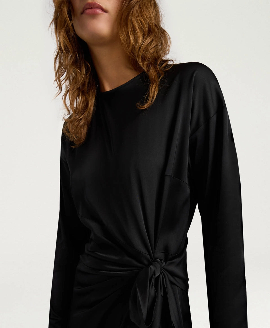 LOTUS DRESS IN STRETCH VISCOSE SATIN - BLACK