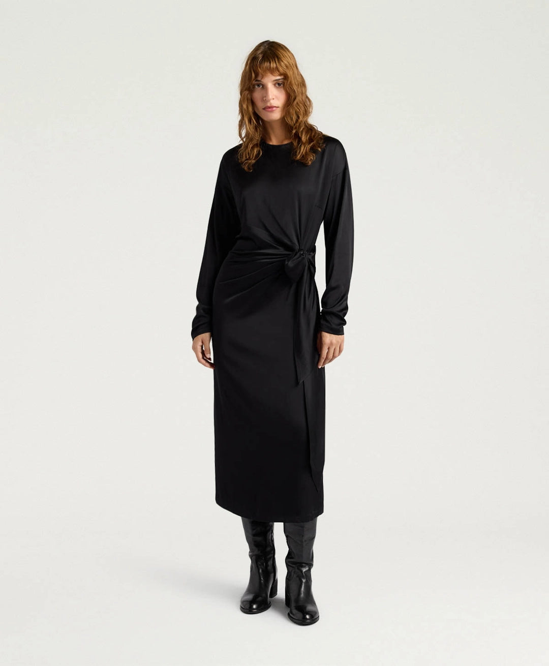 LOTUS DRESS IN STRETCH VISCOSE SATIN - BLACK