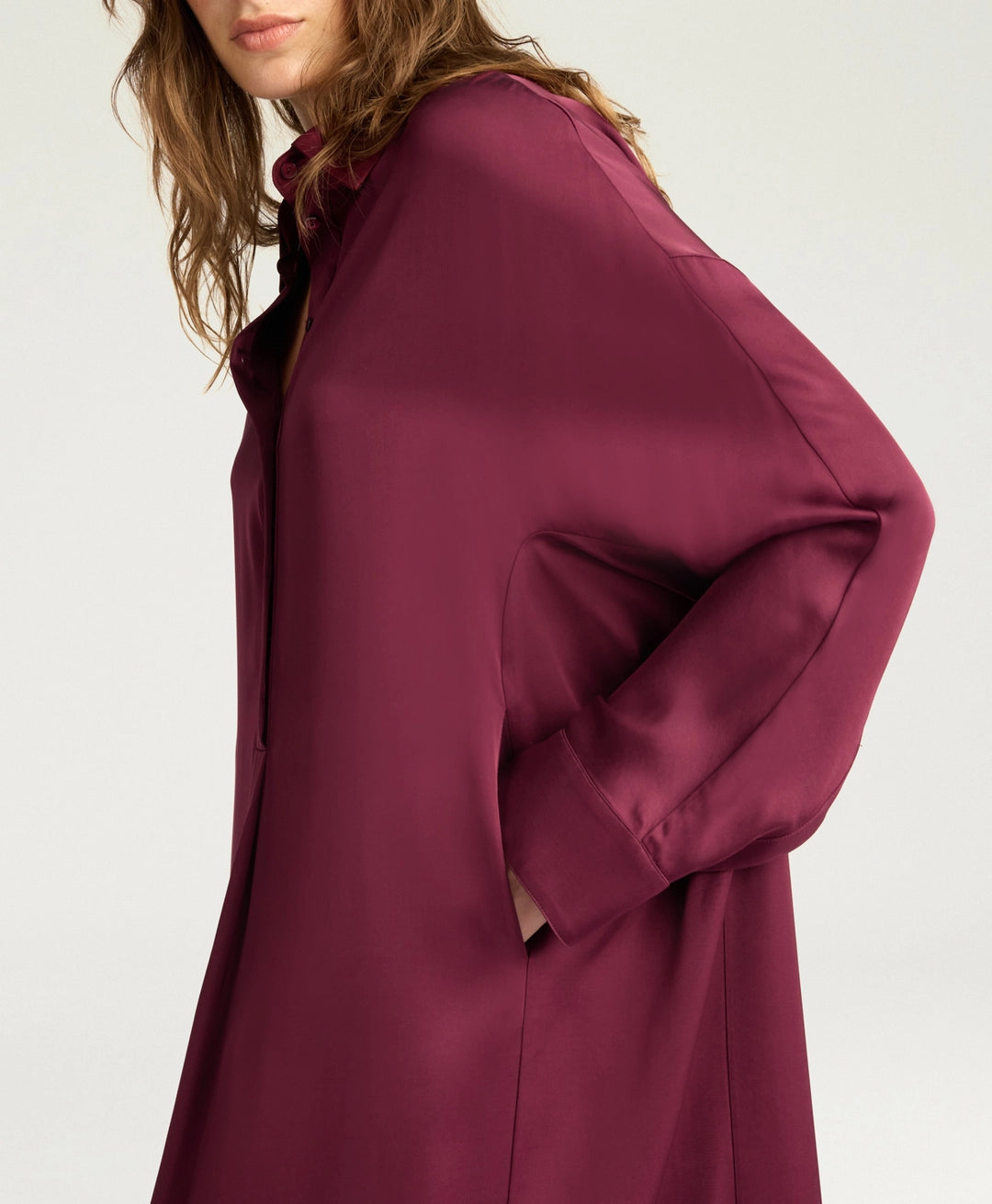 BIRMINGHAM DRESS IN STRETCH VISCOSE SATIN - WINE RED