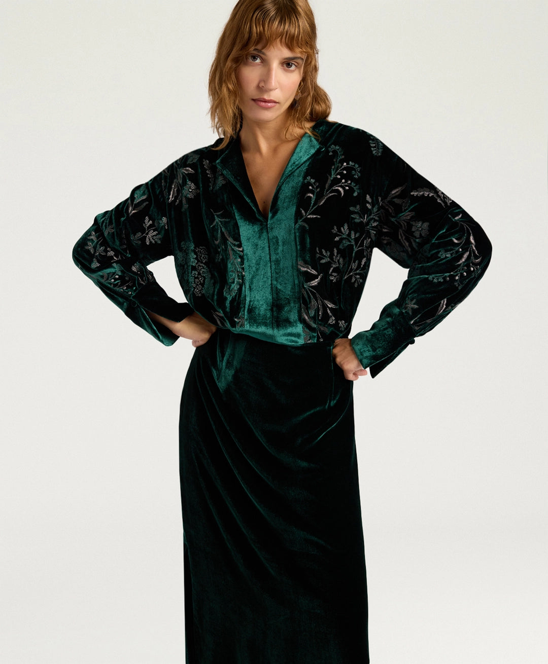 BODIAM DRESS IN EMBROIDERED VELVET - BOTTLE GREEN