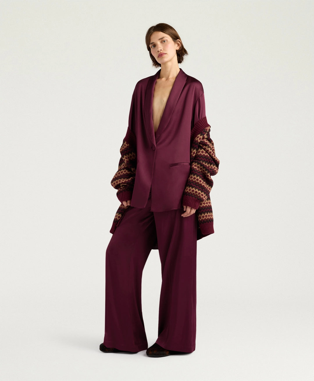 GUNNER JACKET IN STRETCH VISCOSE SATIN - WINE RED