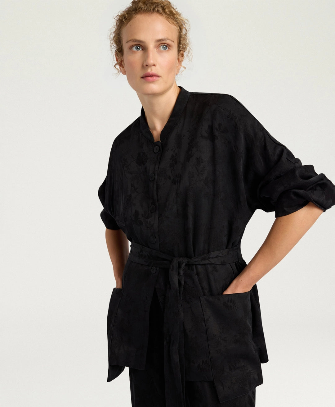 STOWE JACKET IN JACQUARD CUPRO - BLACK