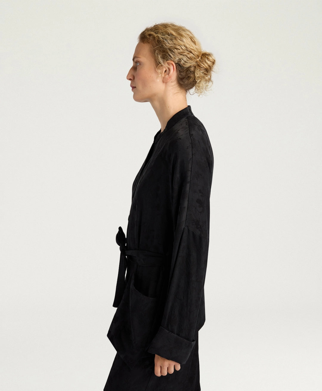 STOWE JACKET IN JACQUARD CUPRO - BLACK