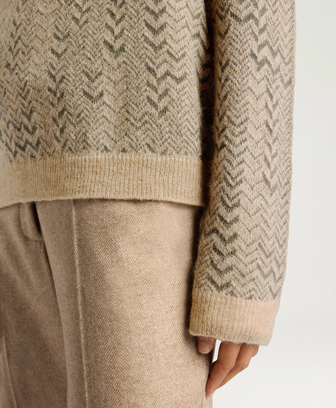 SAGE SWEATER IN JACQUARD - GREEN/BEIGE