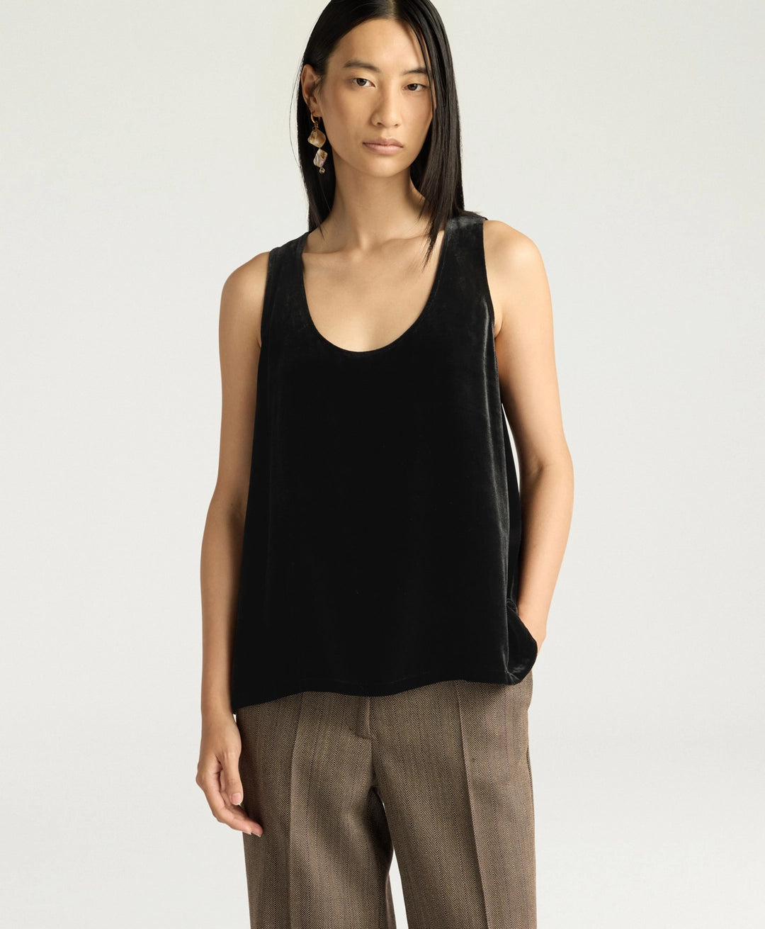 REMY TOP IN SMOOTH VELVET - BLACK