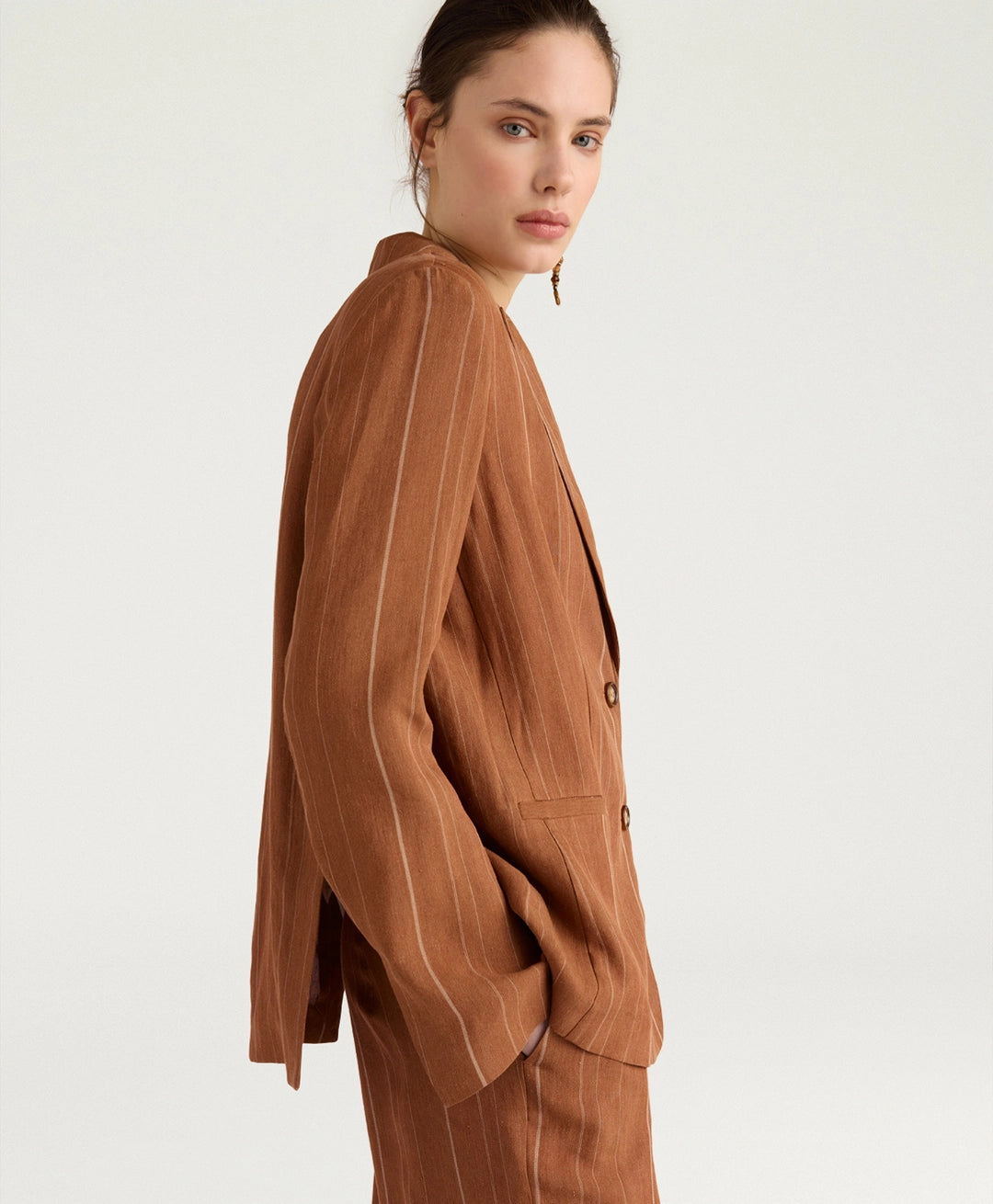 CALICHE JACKET IN PINSTRIPE LINEN/VISCOSE - BURNT SIENA