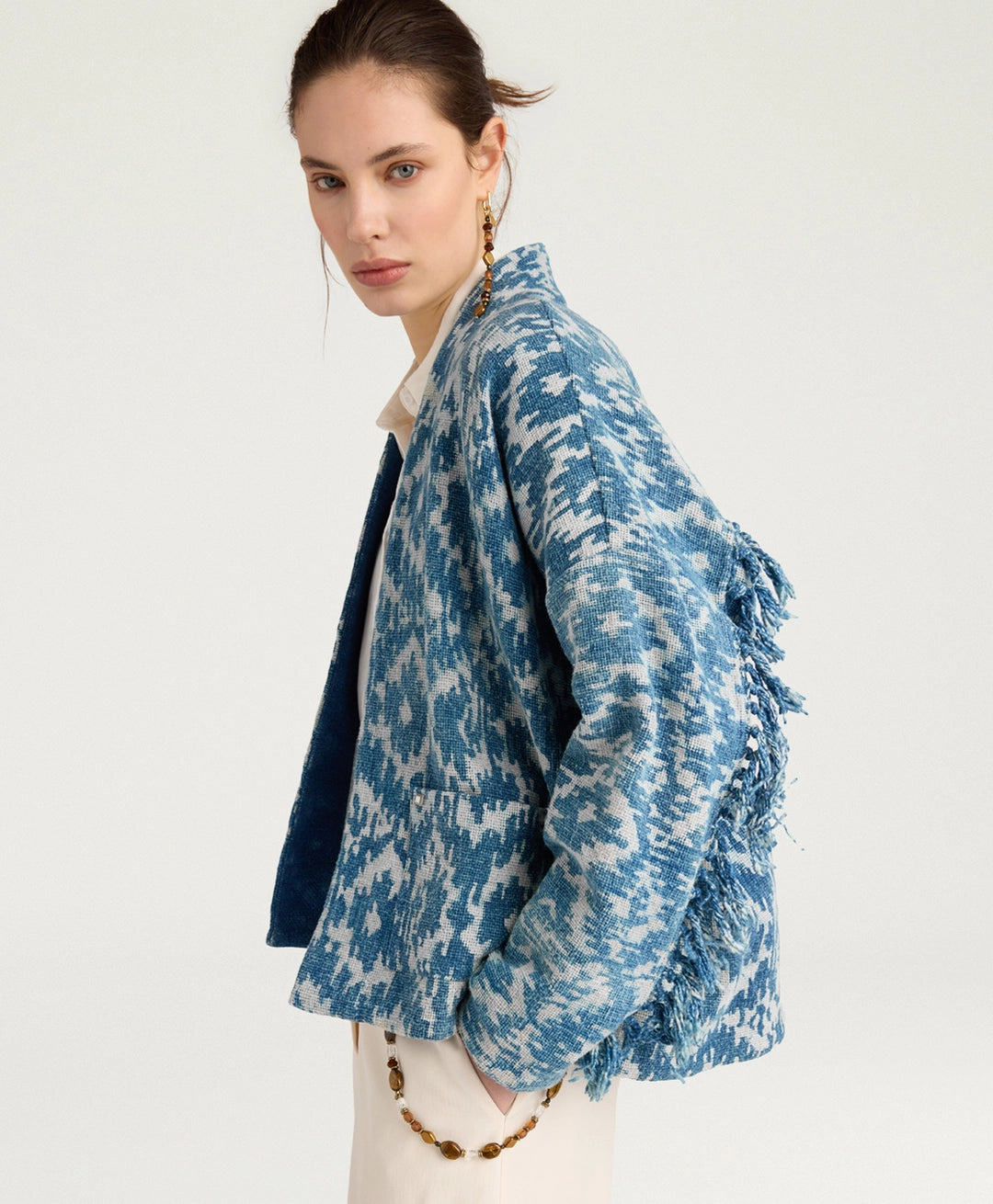 ARA JACKET IN INDIGO PRINTED BASKET WEAVE - BLUE/CREAM