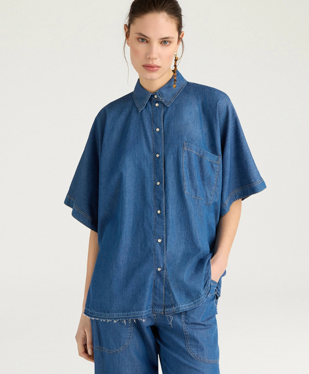 LILA SHIRT IN CHAMBRAY - BLUE
