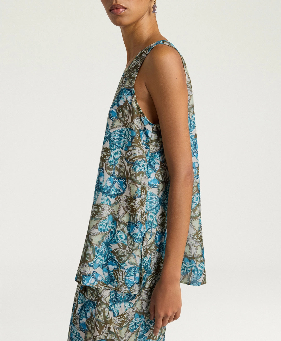 OCRA TOP IN PRINTED HABUTAI - AIR FORCE BLUE/SAGE