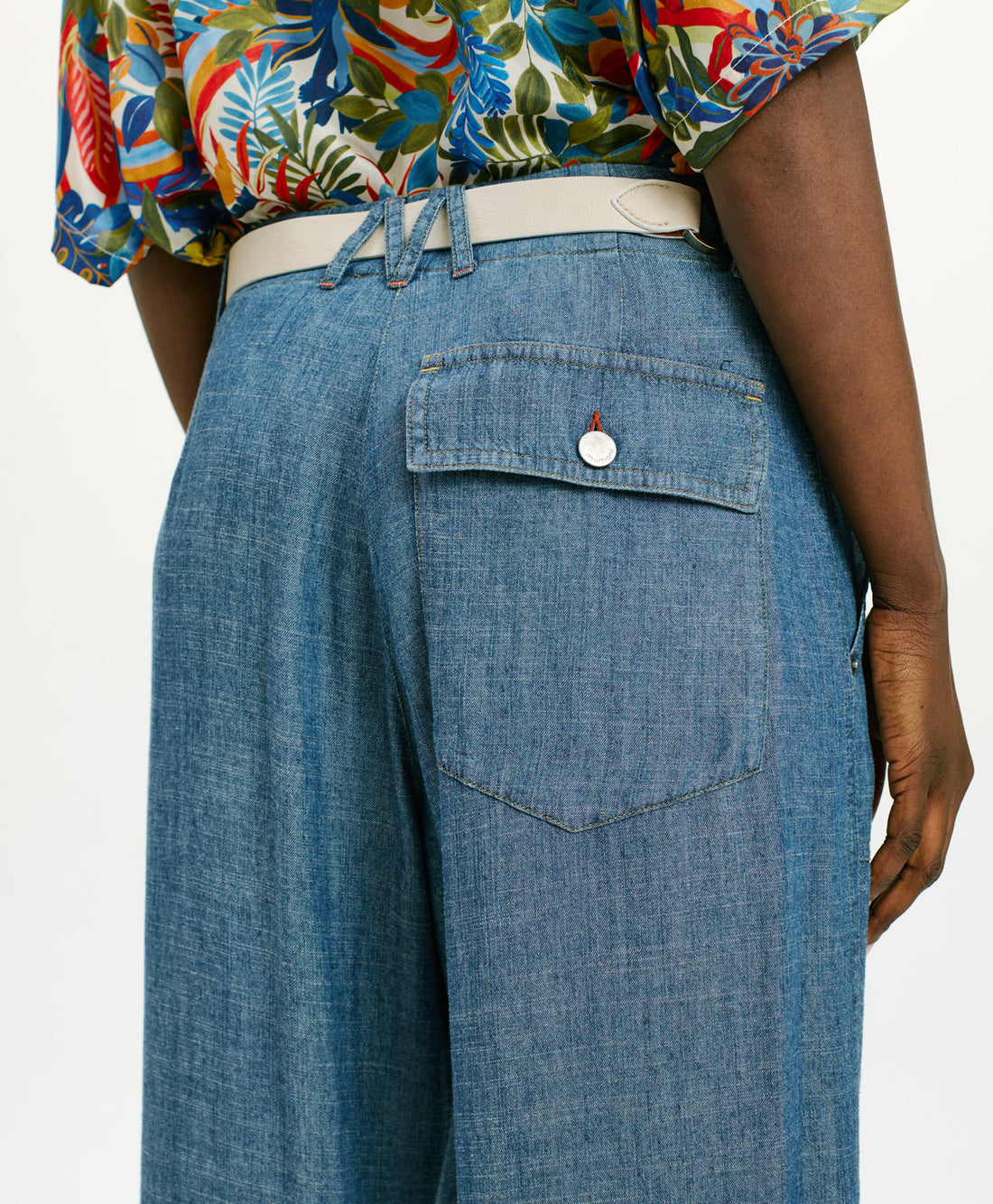 HIBISCUS PANTS IN STONEWASHED CHAMBRAY - BLUE JEANS