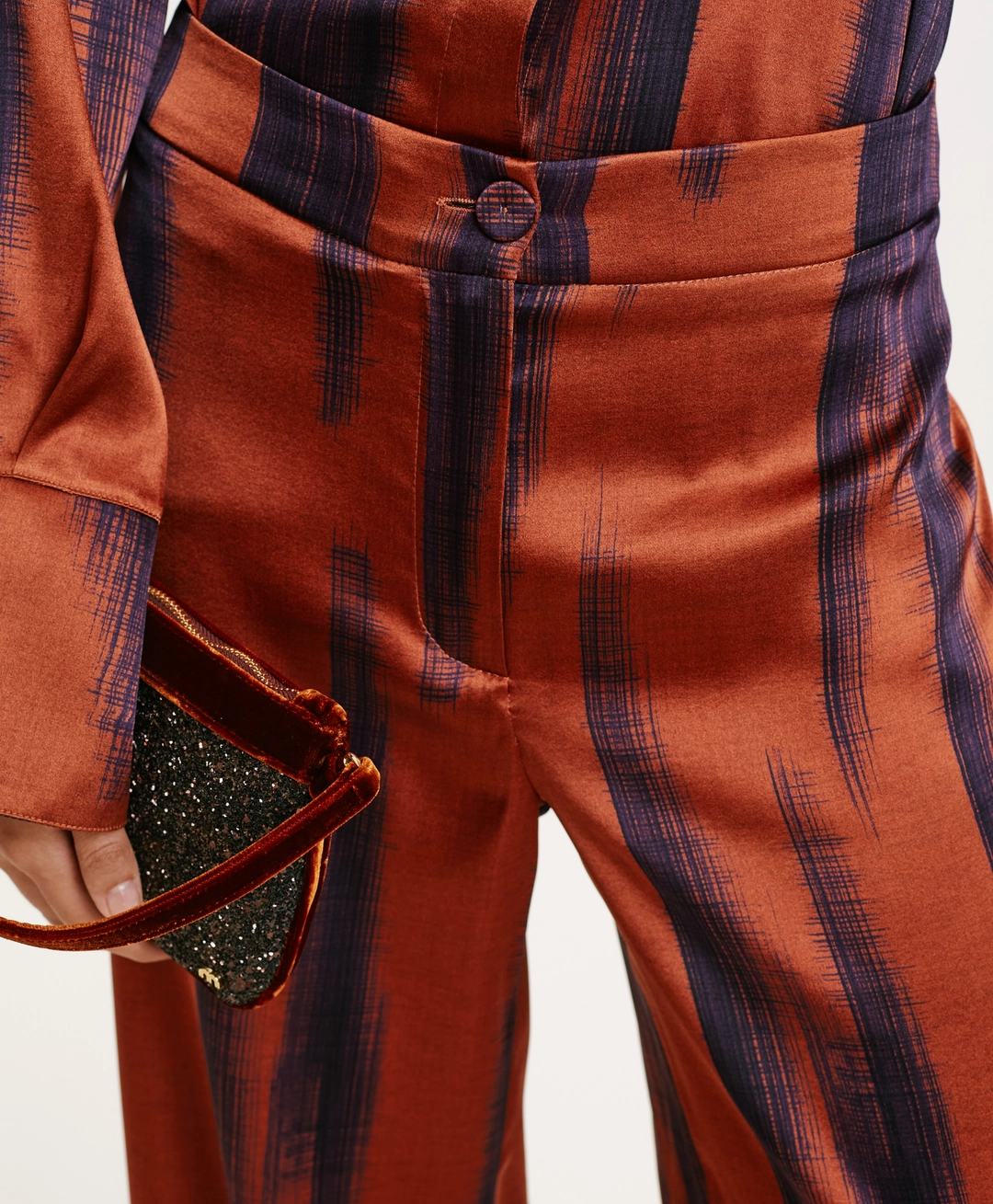 Momoni Misake Pant
