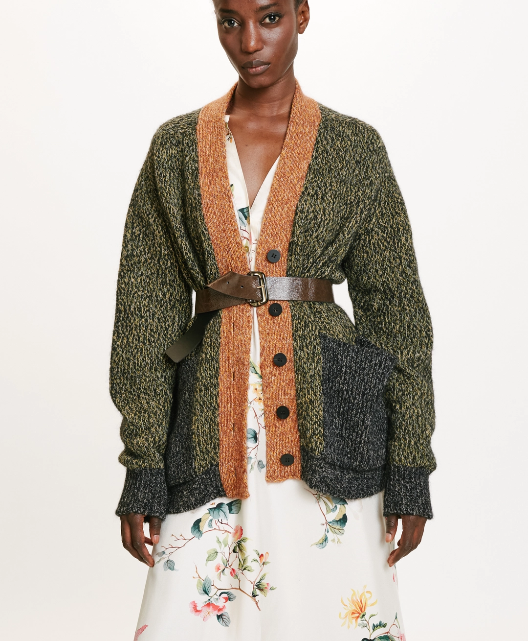 Momoni Natsu Knitwear