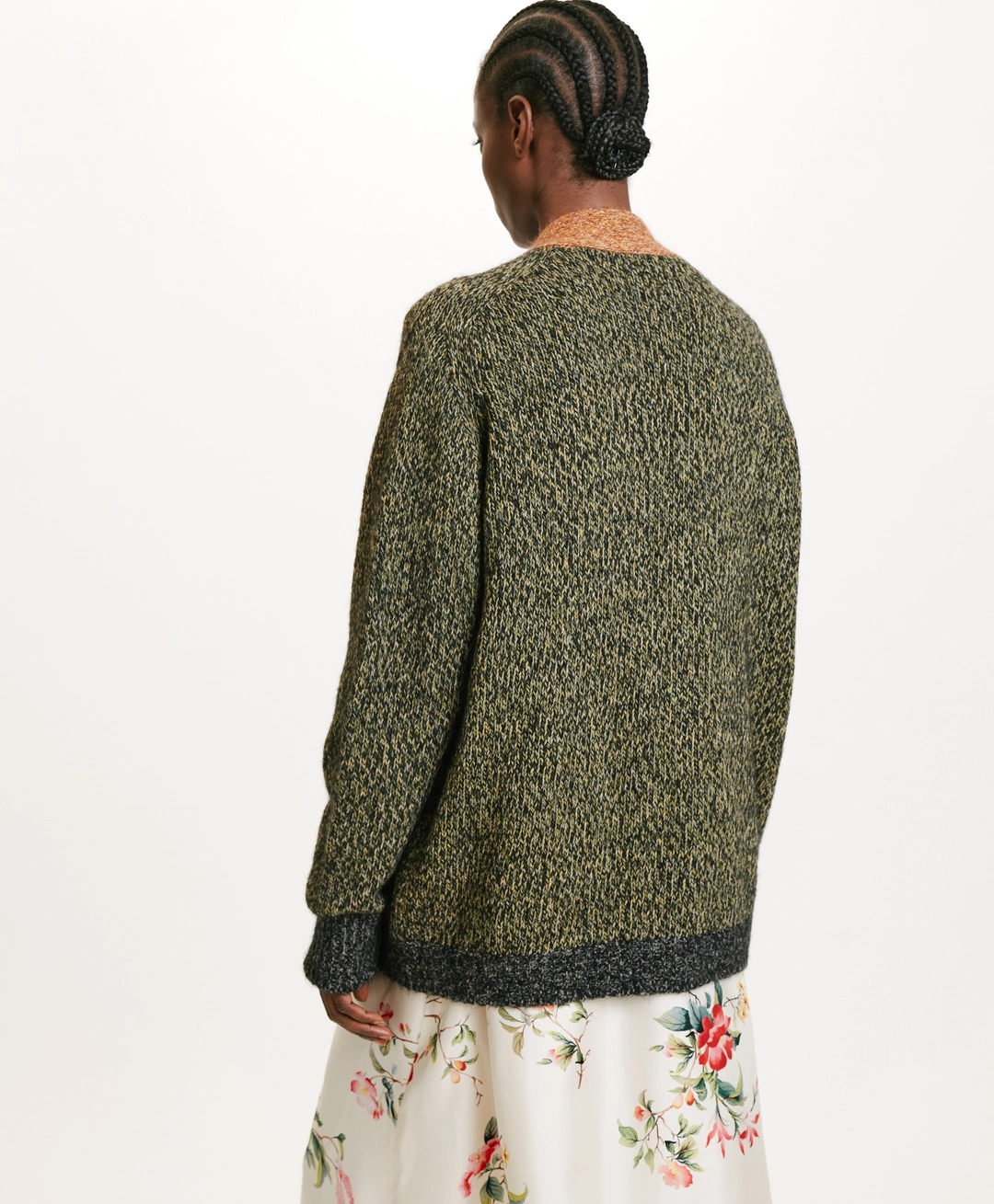 Momoni Natsu Knitwear