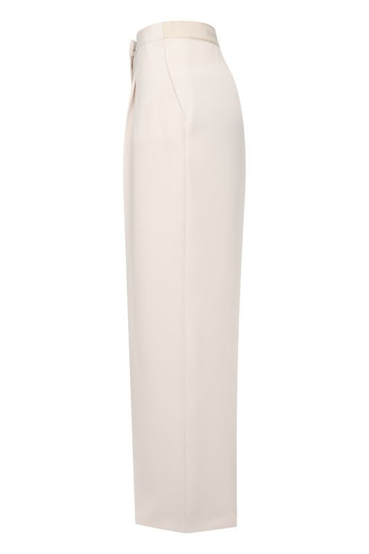 Willow O Fluent Uni Polyester