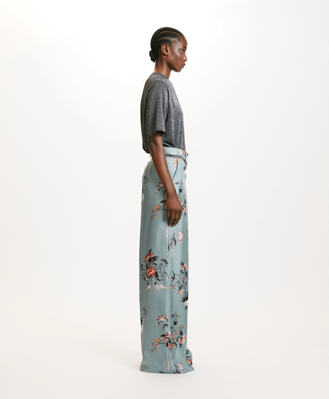Momoni Sansei Pant