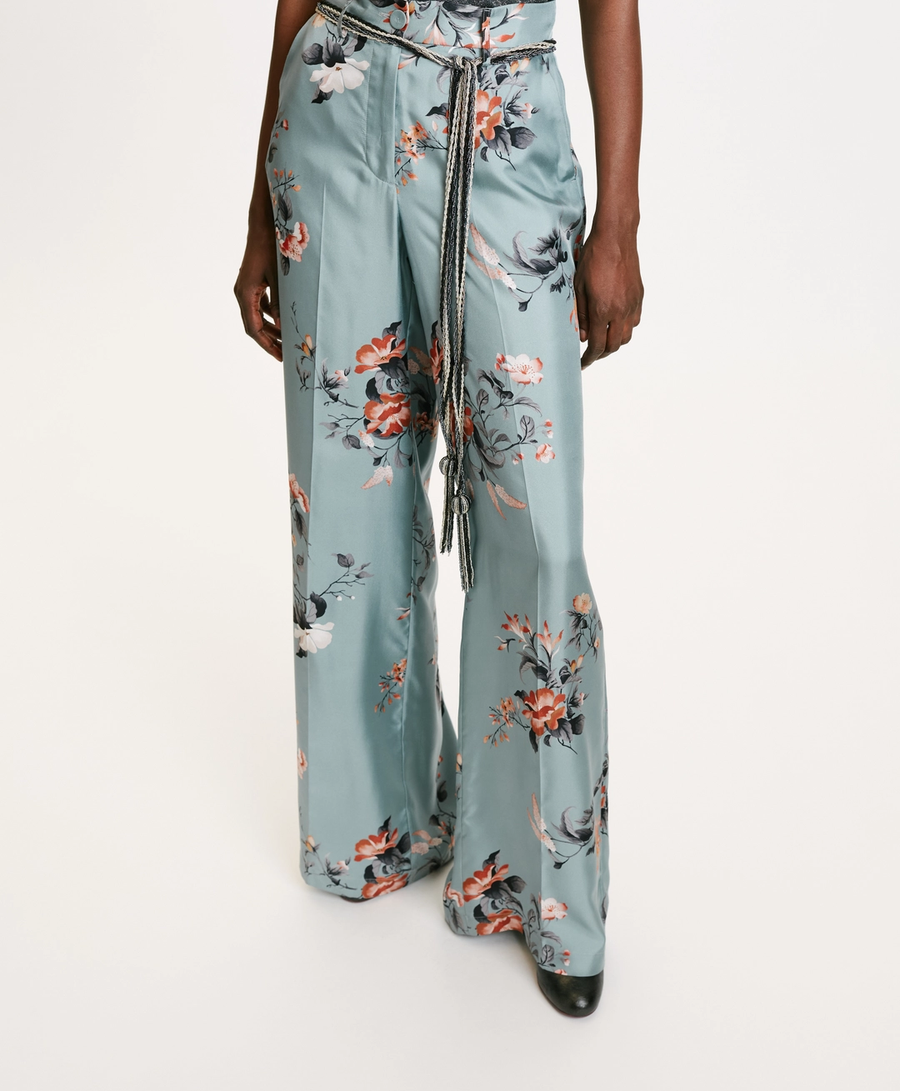 Momoni Sansei Pant