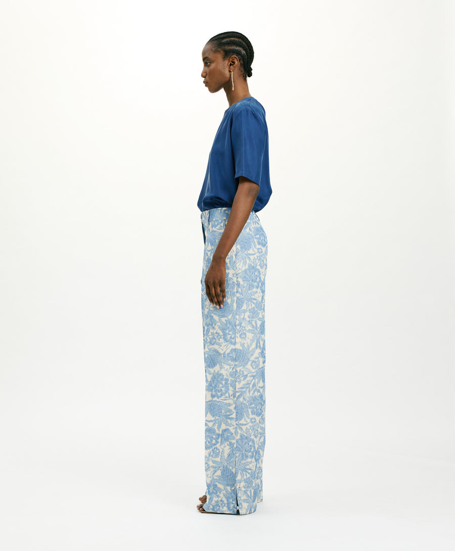 SANTIAGO PANTS IN JAQUARD TROPICAL - BUTTER/BLUE NAVY