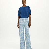 SANTIAGO PANTS IN JAQUARD TROPICAL - BUTTER/BLUE NAVY